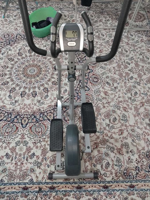 эллиптический тренажер ТОРНЕО