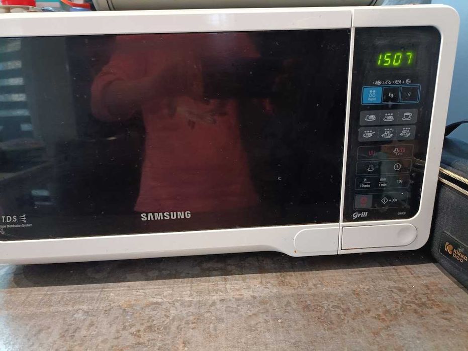 Микровълнова печка Samsung