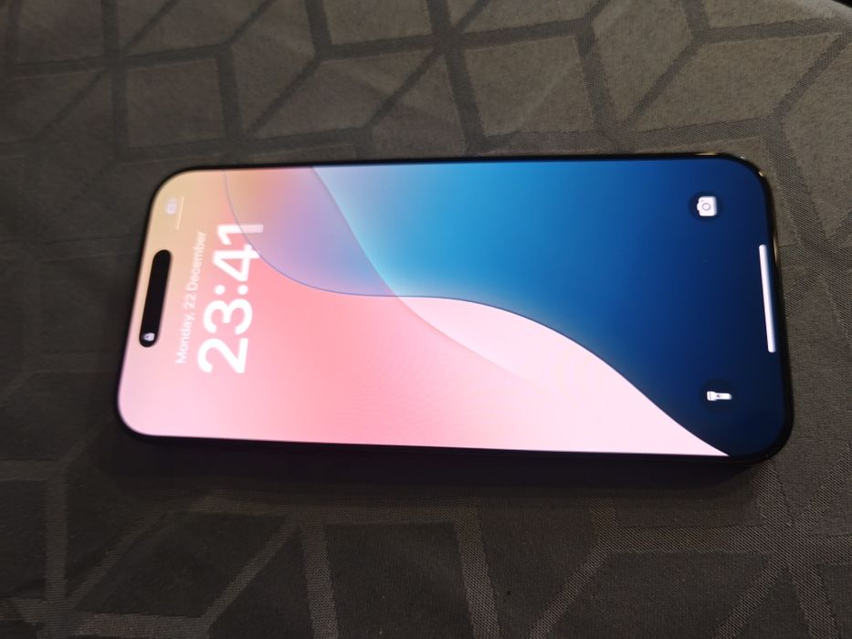 IPhone 16 Pro Max 256 GB в гаранция