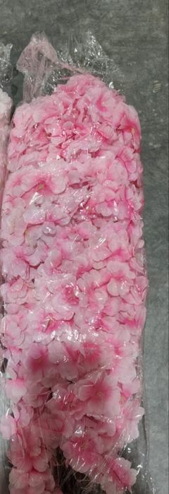 Продам искуственные цветы