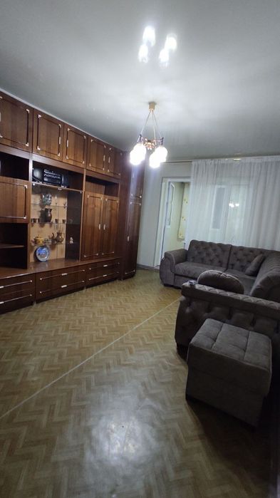 Юнусабад -8 отличная 2х комнатная квартира с обстановкой