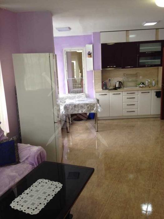 Дава се под наем Двустаен апартамент в Пловдив, Център - 70 кв.м за 348.84 € - Снимка #1