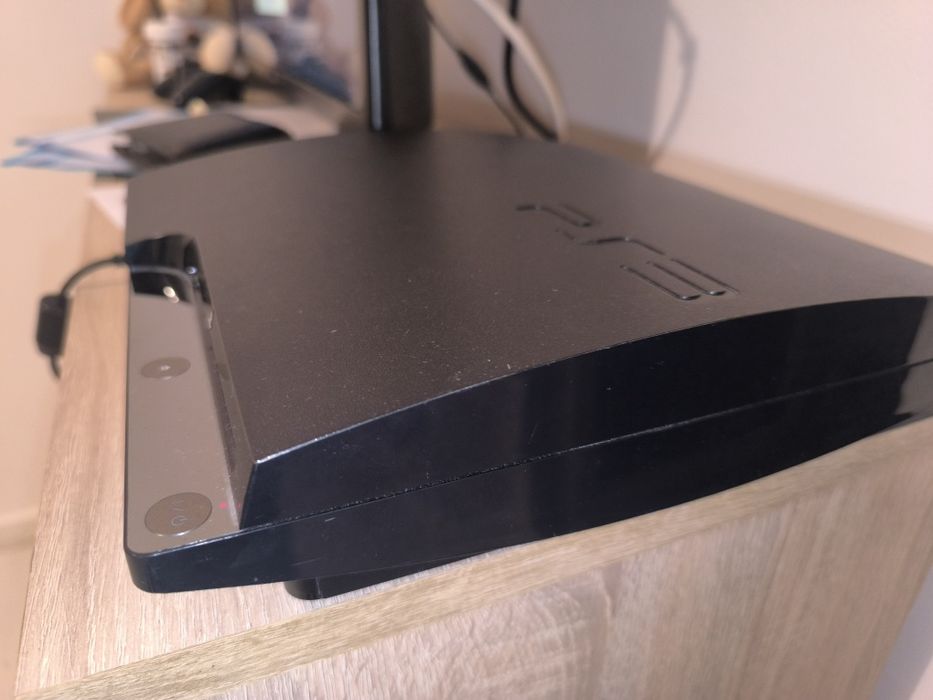 Vând Playstation 3