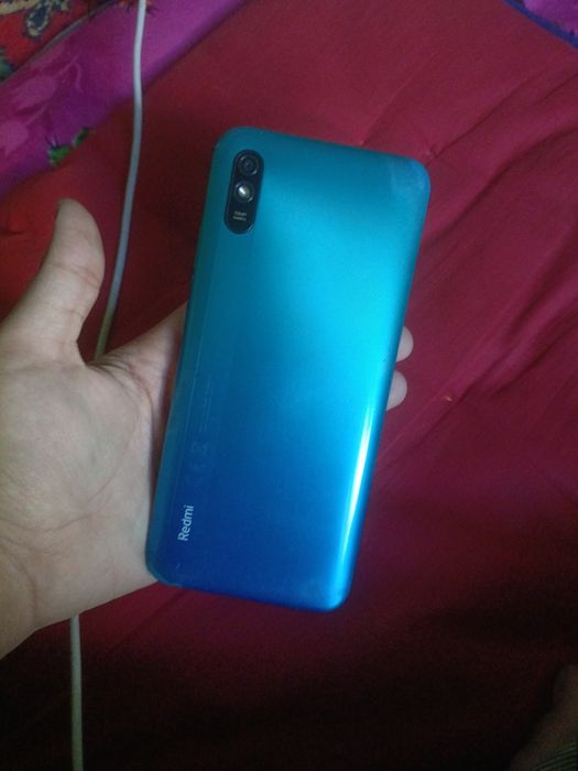 Redmi 9 a xolati zor hamma joyi ishlaydi ekraniga hcnma qlmagan  yaxsh