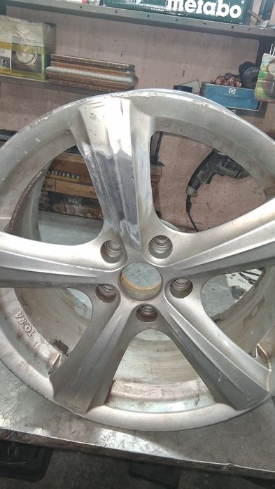 Sudor aluminiu jante de aliaj.