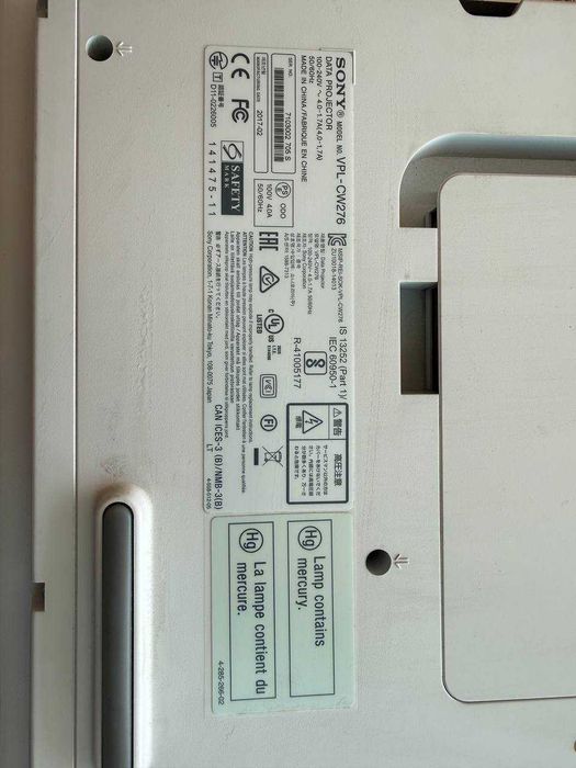 Профессиональный проектор Sony VPL-CW276