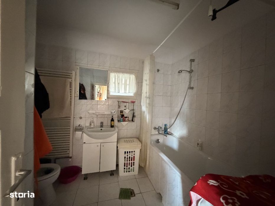 Casa individuala 130mp | TEREN 475mp | Dambul Rotund zona DOINEI