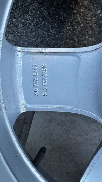 Фолцваген тигуан джанти 17'' 5х112 със зимни гуми