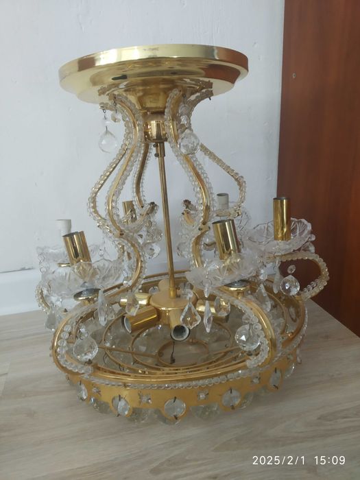 Люстра сатылады.продаеться люстра