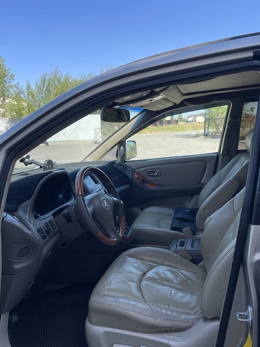 Продам авто lecus rx300