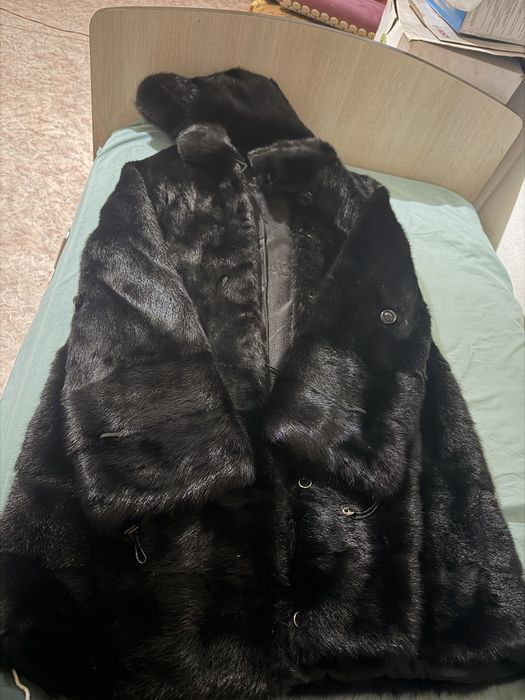 Продам норковую шубу