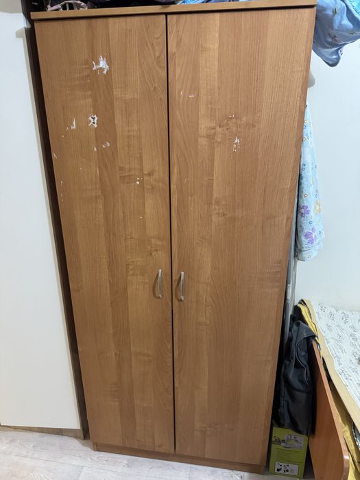 Продам шкаф деревяный