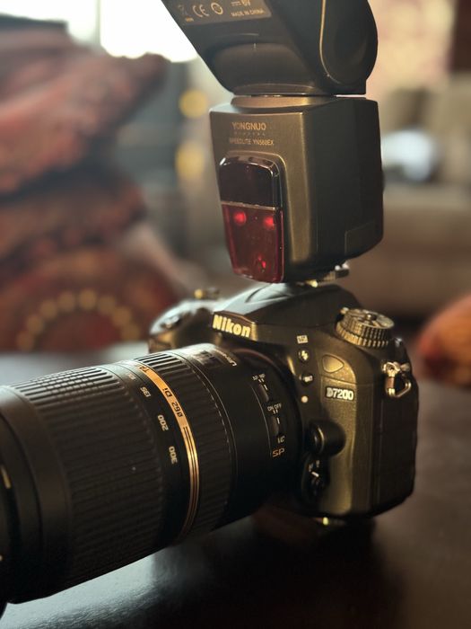 Set Nikon d7200 -20k cadre cu 3 obiective, trepied, blitz