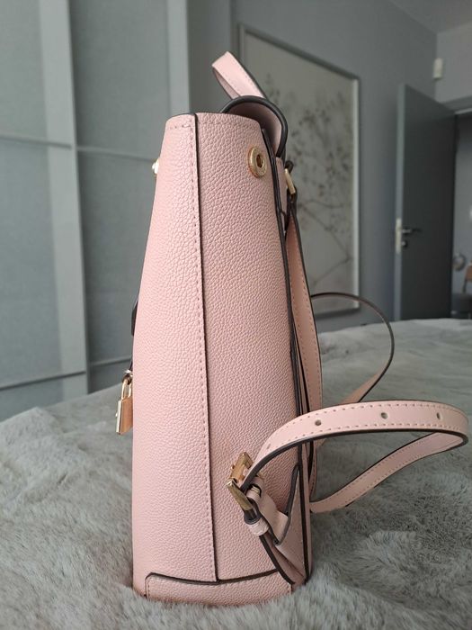 Michael Kors кожена раница