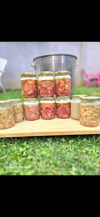 Телешко в собствен сос.