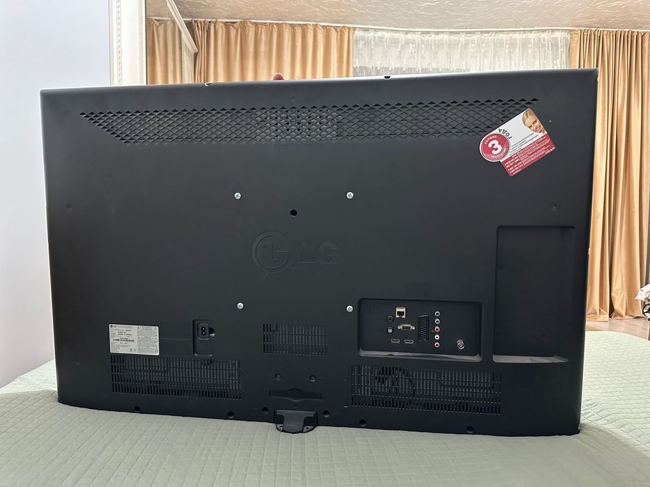 Продам телевизор смарт