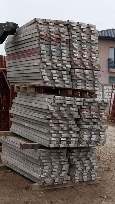 Inchiriere schela metalica si nacela