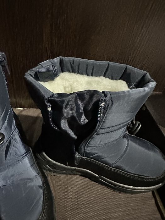 Продам дутыши на мальчика