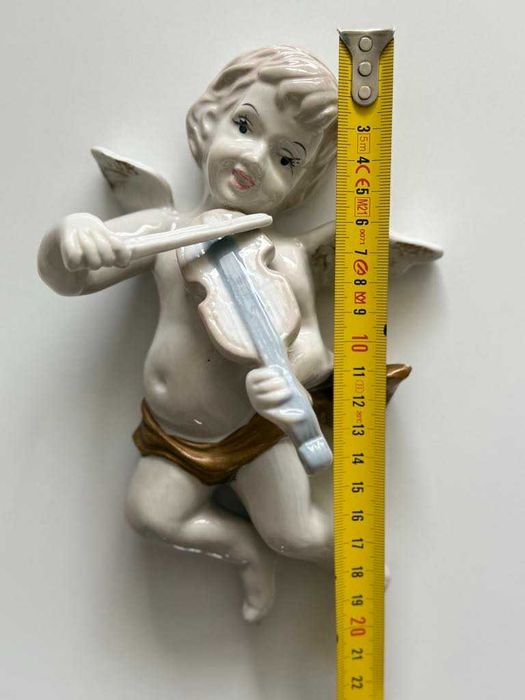 Винтидж порцеланова фигурка за окачване на стена