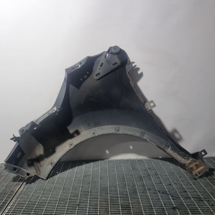 Aripa Dreapta Fata Renault Captur 2013 - 2017 4 Usi Negru (1407)