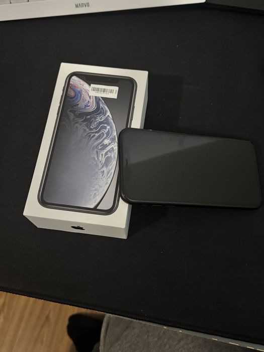 Iphone xr 64gb.