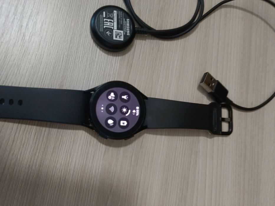 Смарт часы,продам обмен