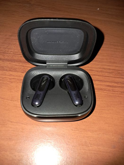 TWS- слушалки JBL LİVE FLEX 3