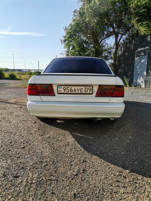 Nissan primera p10