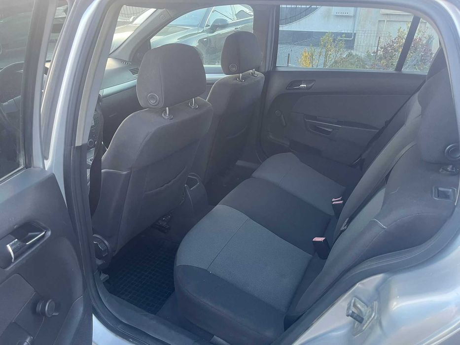 Opel Astra H 1,7cdti