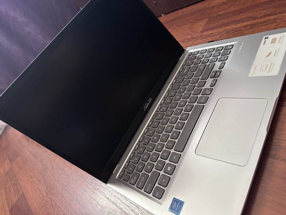 Laptop ASUS X515MA