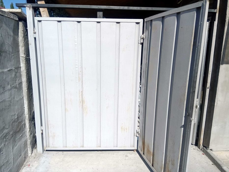 Метална врата за гараж