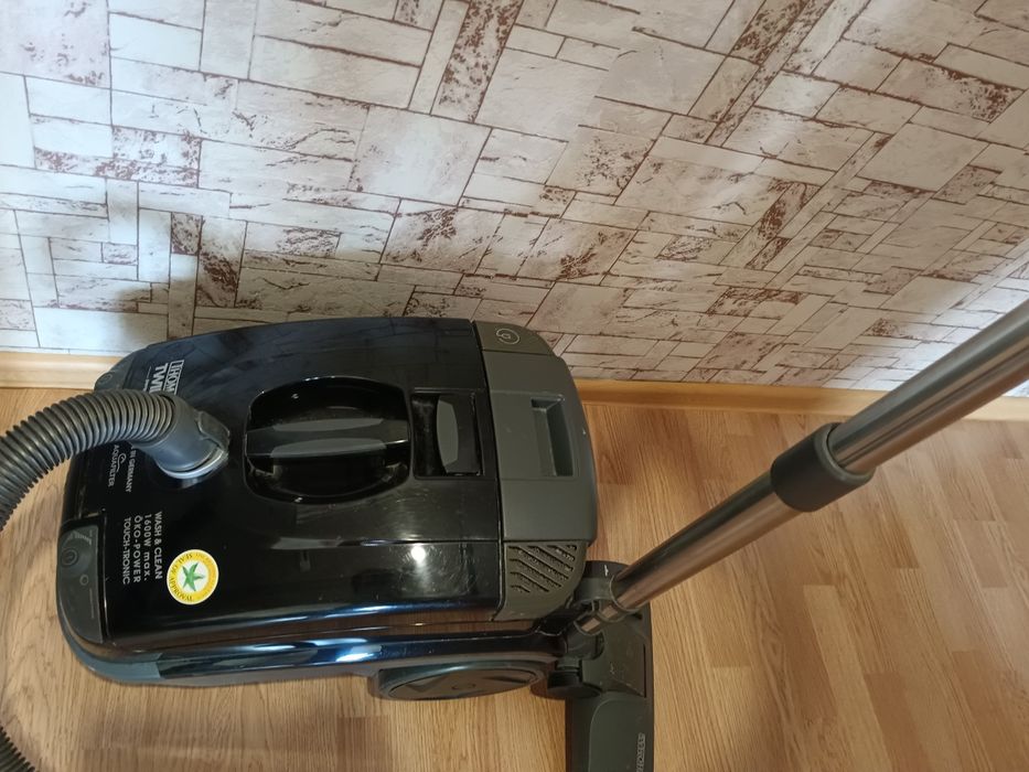 Продам моющий пылесос