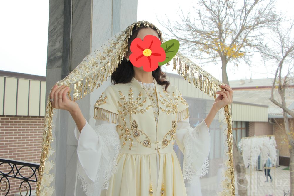 Ansambl kelinlar uchun ko'ylak, kelin salom ga ko'ylak