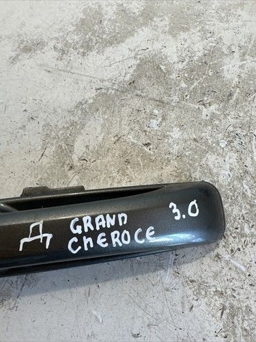 Предна дясна външна дръжка за Jeep Grand Cherokee (2006) 802362AE