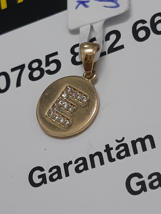 Pandantiv litera e0.86gr(m1) staramanet