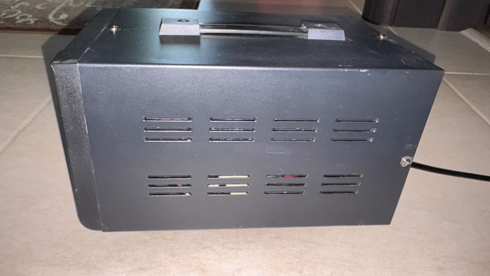 Stabilizator automat cu servomotor Well X-Treme 1000