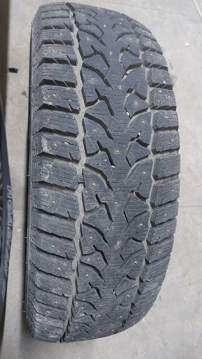 Продам шыны 225/65/17