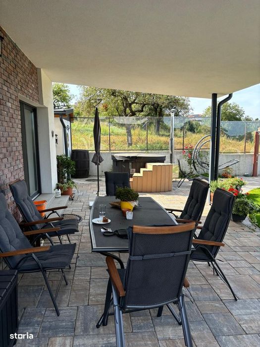 Vand vila ultramodern in Feleac