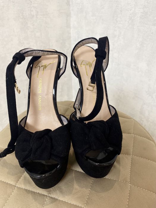 Туфли босоножки черные, на платформе