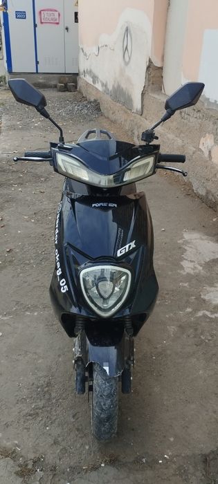 Elektron skuter Forever srochna sotiladi