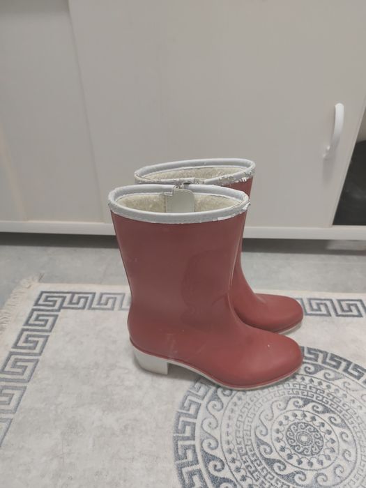 Резиновые сапоги женские