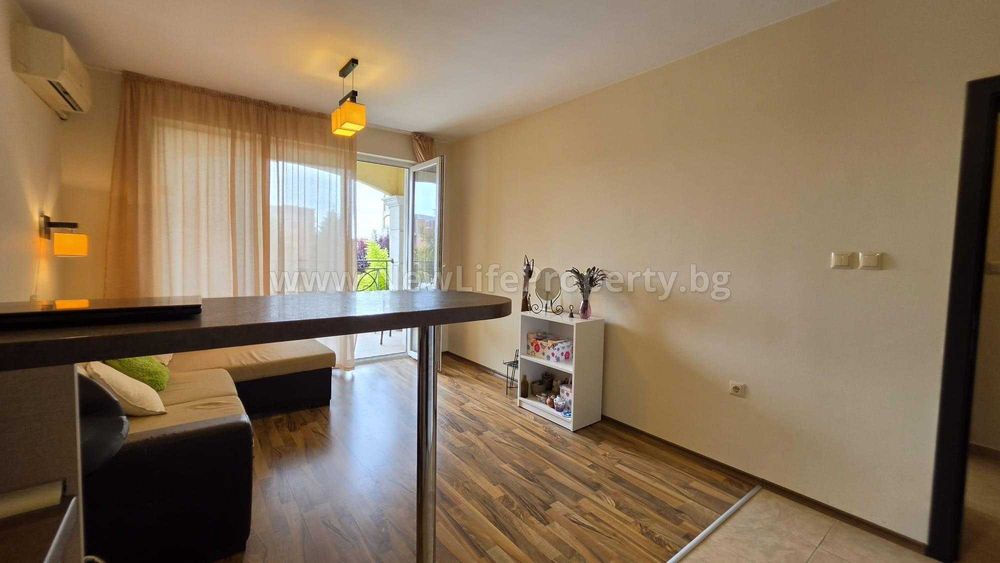 Двустаен апартамент в к-кс Elitonia Gardens 1, Равда