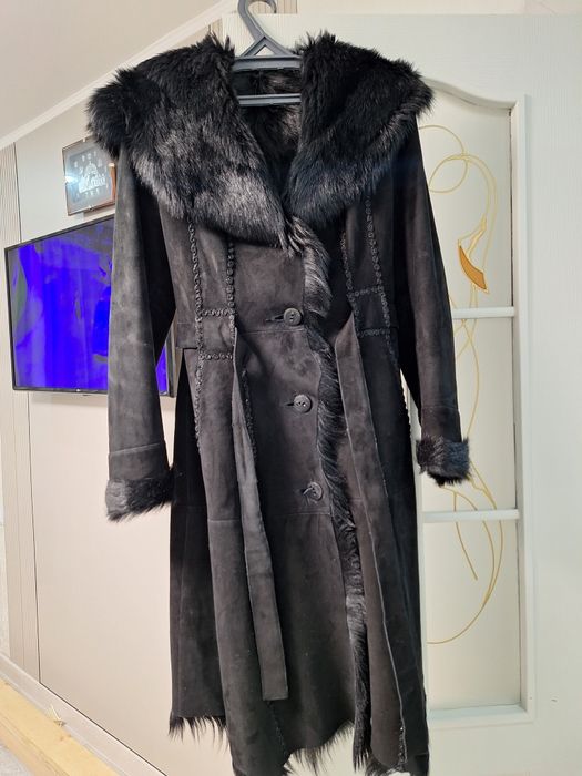 Продаётся дубленка в отличном  состояний