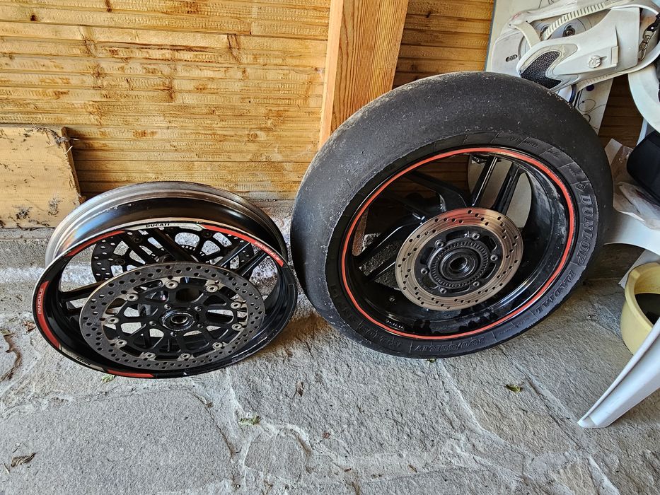 Джанти за Ducati Panigale 899