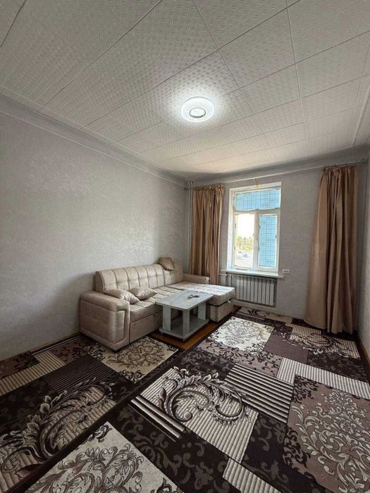 Сдается 1 комнатная квартира на длительный срок в Мирабалском районе.