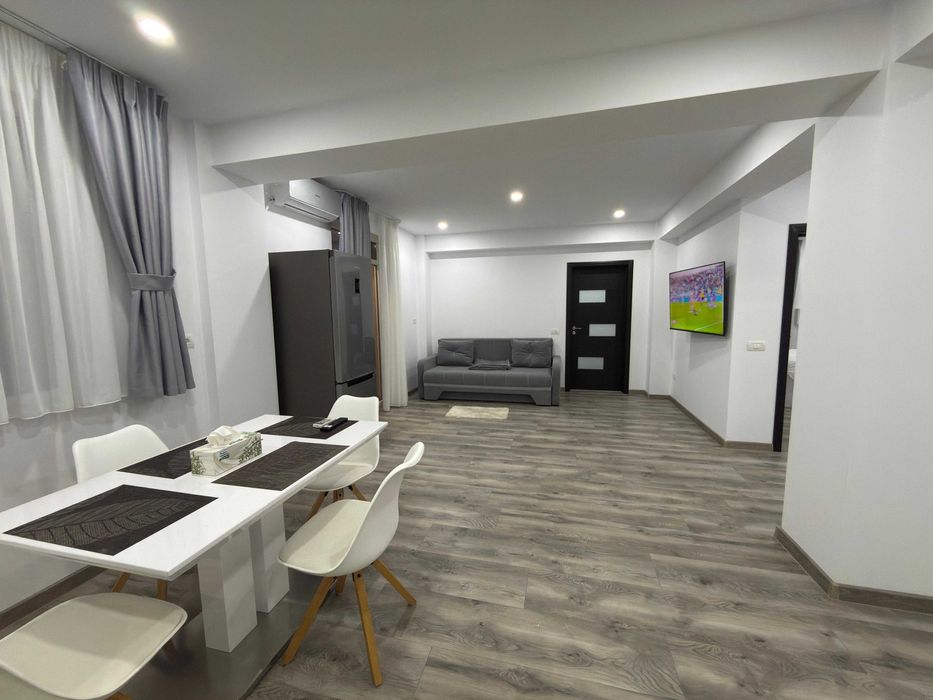 Ofer Inchiriez apartament 2 camere LUX