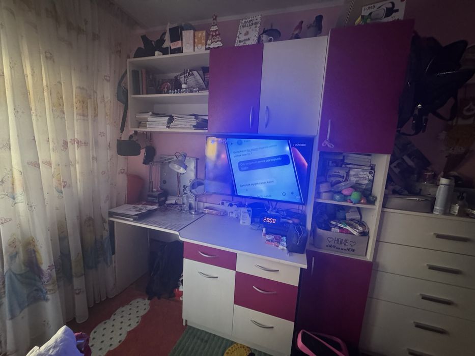 Mobilier camera fetita stare excelenta, realizat la comanda