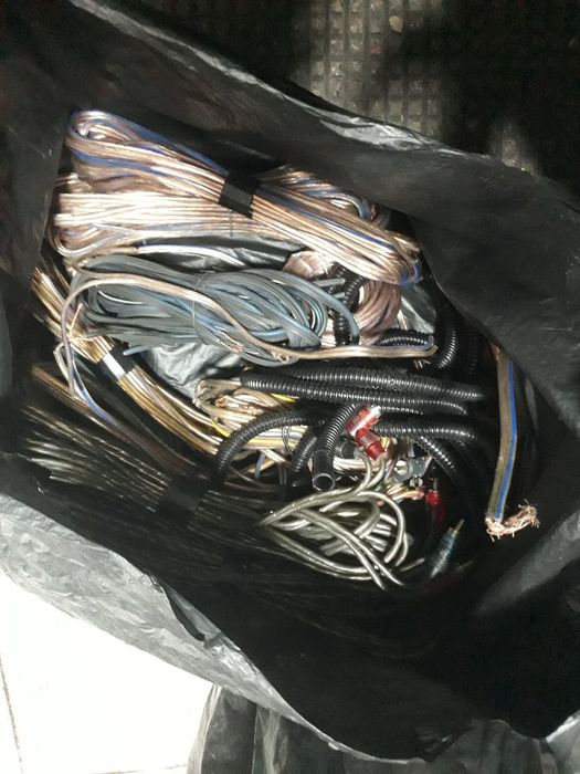 Usilitel tulpan pilus sim kabellari bor b/u lariyam yengisiyam