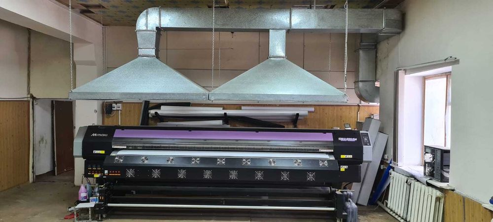 Продаю Вытяжку, в хорошом состояние