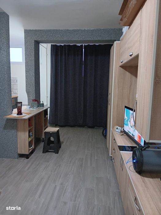 Garsonieră generoasa, complet finisată – Zona Sf. Vineri